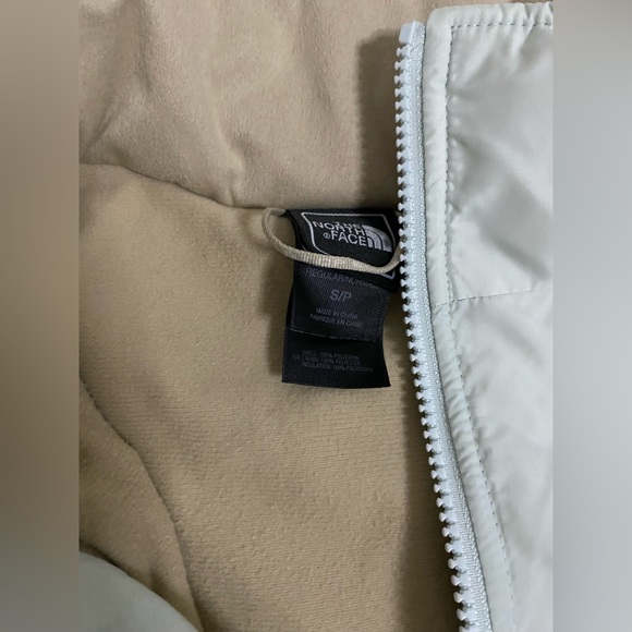 The North Face Redpoint Jacket - Picture 7 of 11